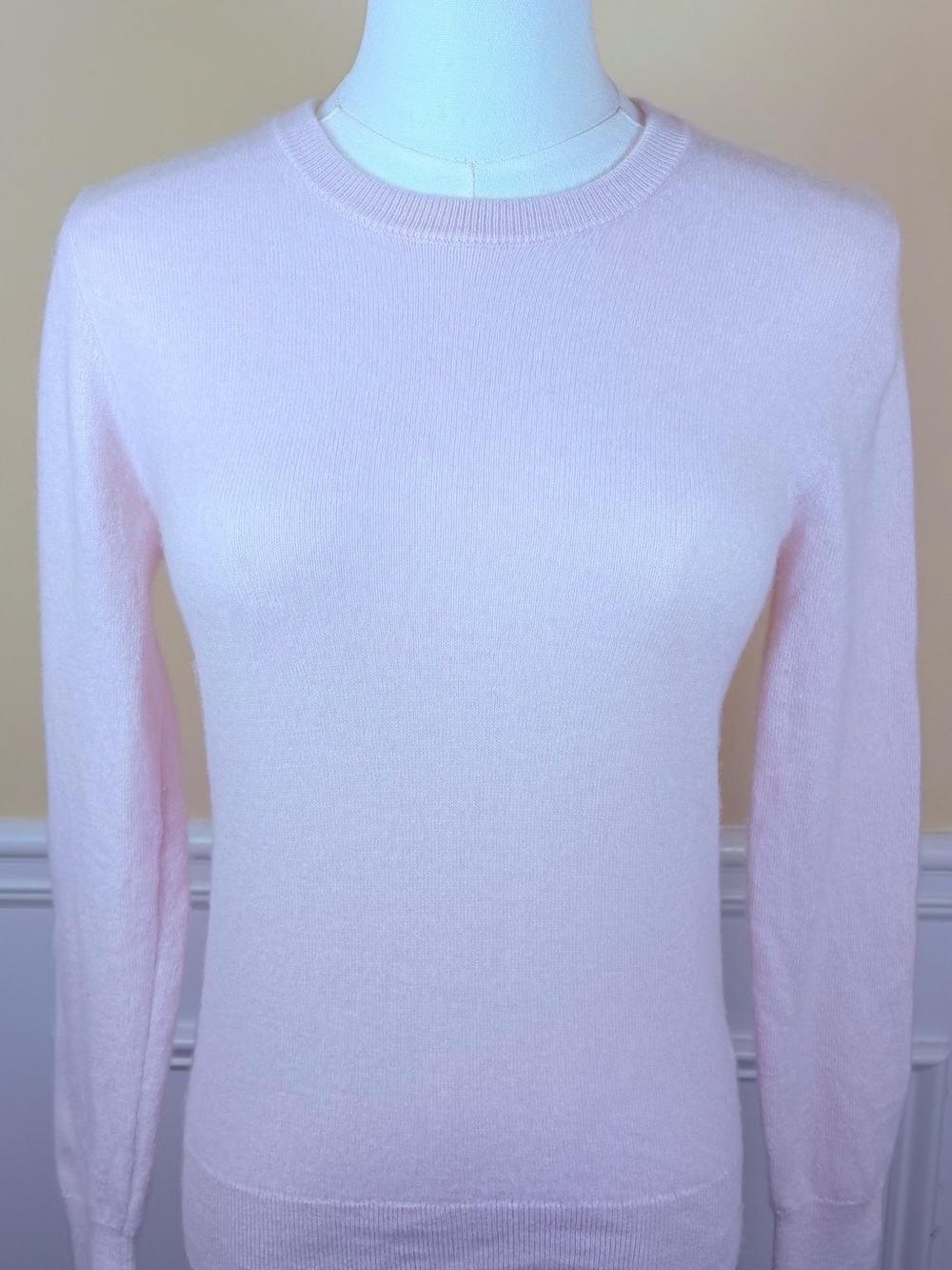 🌸 QUINCE 100% MONGOLIAN CASHMERE PALE PINK CREWNECK SWEATER XS
